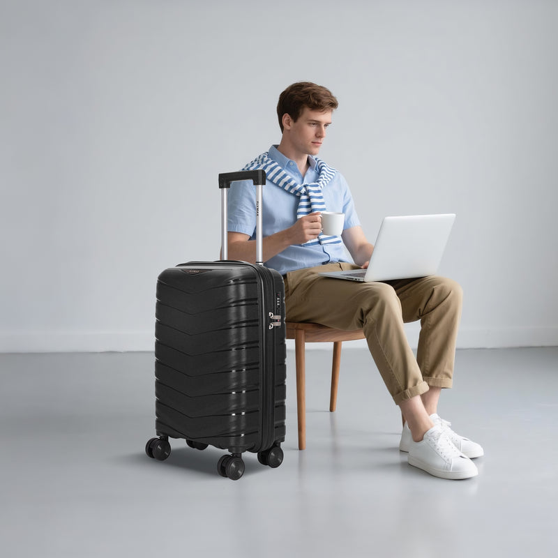 Los Angeles Flex Lightweight Premium Suitcase